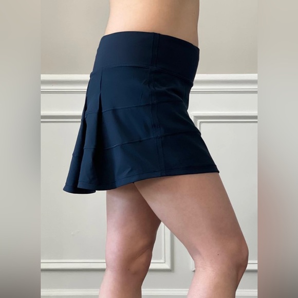 Lululemon - Pace Rival Mide-Rise Skirt -Size:6 Color: TRNV-Liner Inseam Is 3.5”. - Picture 6 of 6